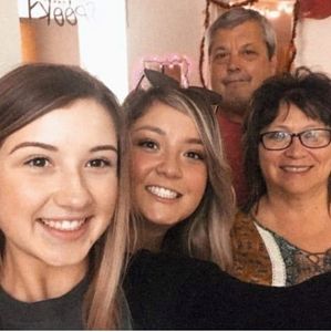 Meet your Posher, Sophia